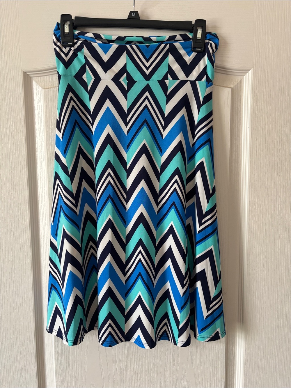 Lularoe zig zag pattern skirt-small